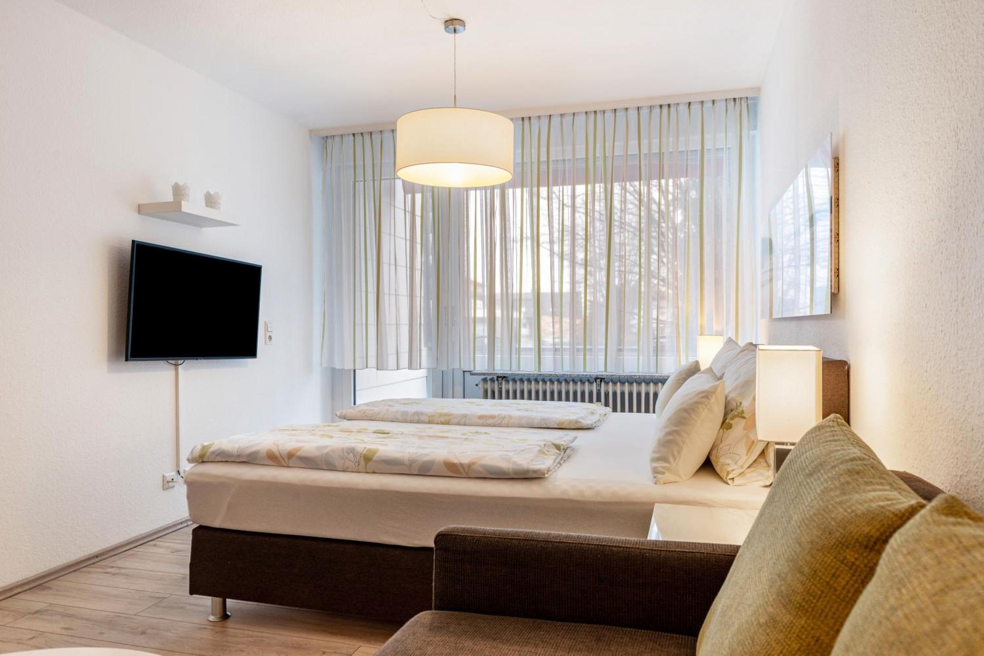Ferienwohnung Am Weiher 미르스부르크 외부 사진